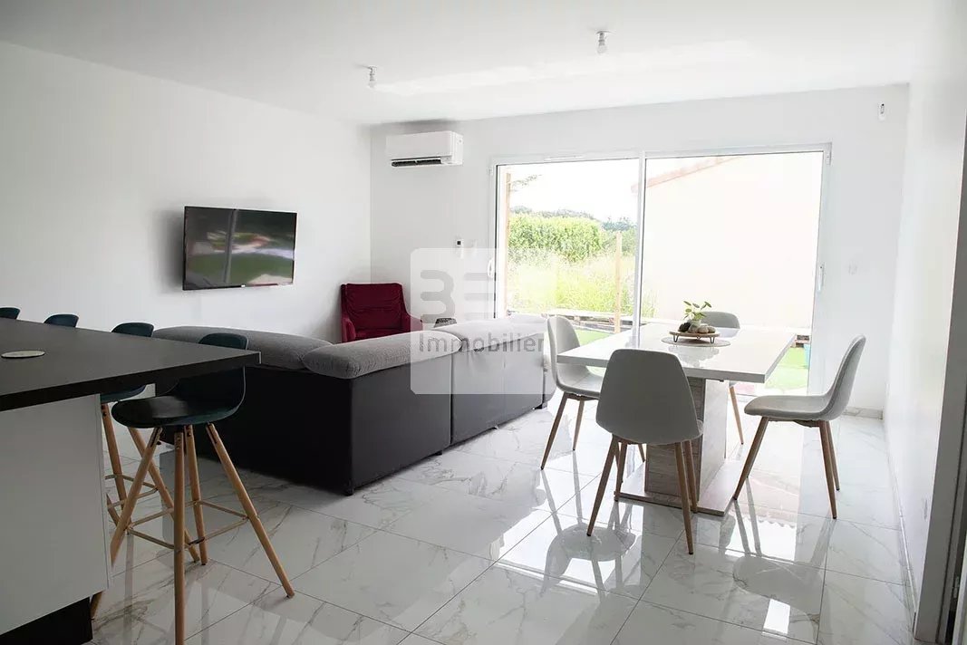 Spacieuse maison récente