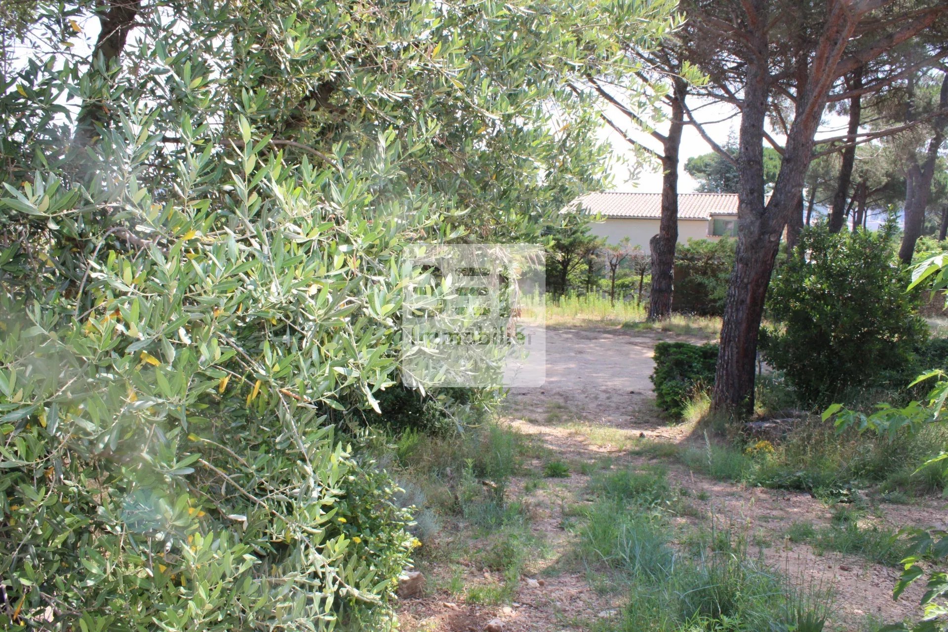Vente Terrain de 1203m²  à Bagnols-sur-Cèze