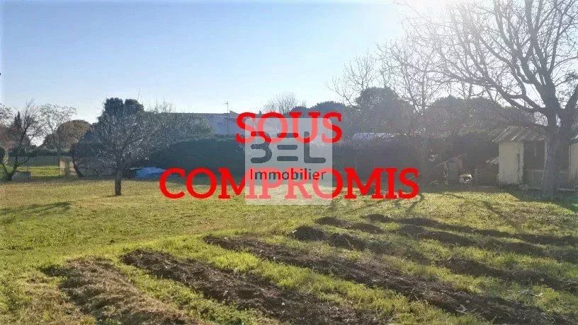 Très beau terrain plat commerces a pied