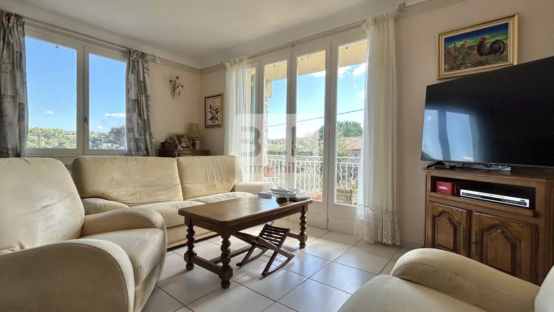 Grande maison familiale composée de 2 habitations indépendants