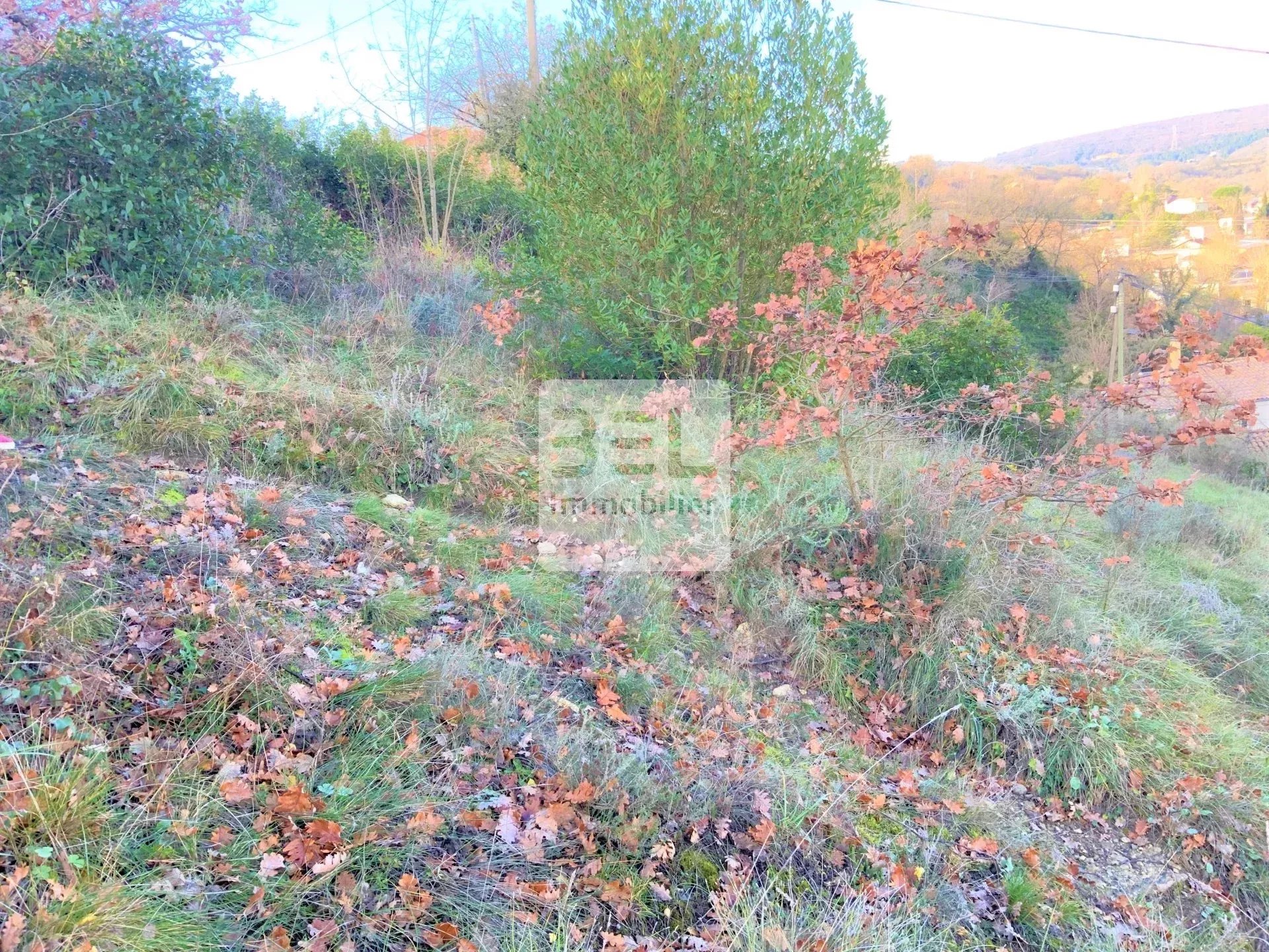 Terrain 644m² avec vue dégagée