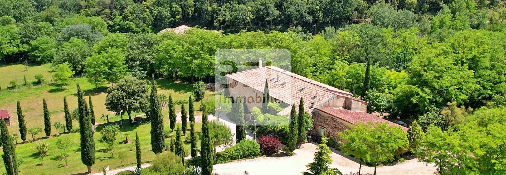 Mas Provençal du 18e Siècle à 26km d’Uzès et quelques minutes de La Roque-sur-Cèze
