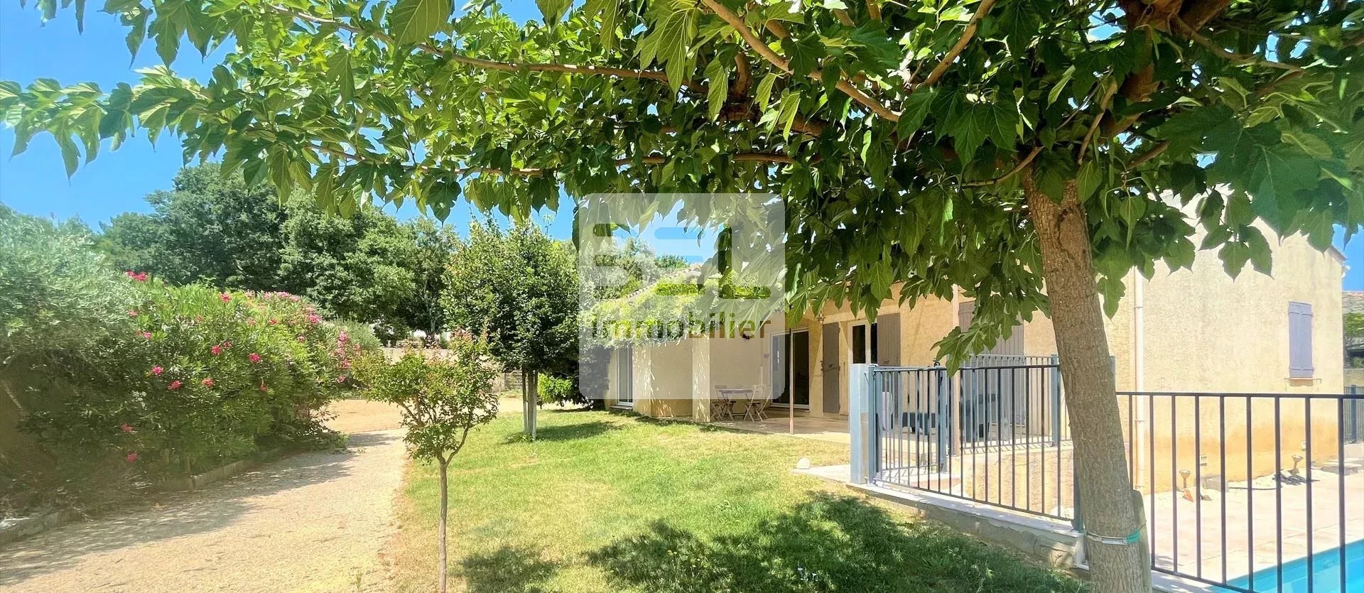Villa Plain Pied  avec piscine en Vallée de Cèze