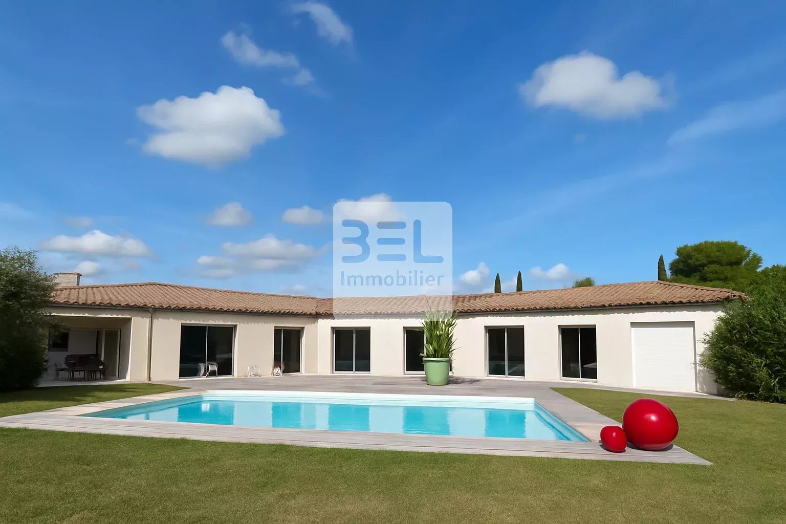 Proprété contemporaine à Aix-en-Provence avec Piscine et Spa