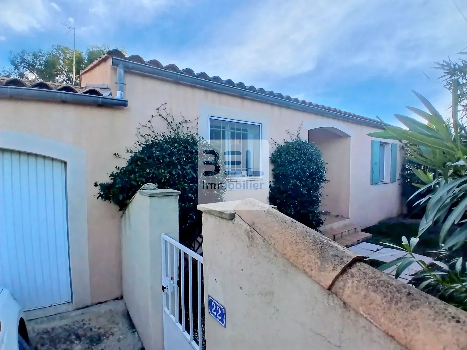 Maison à Louer à Montaren-et-Saint-Médiers