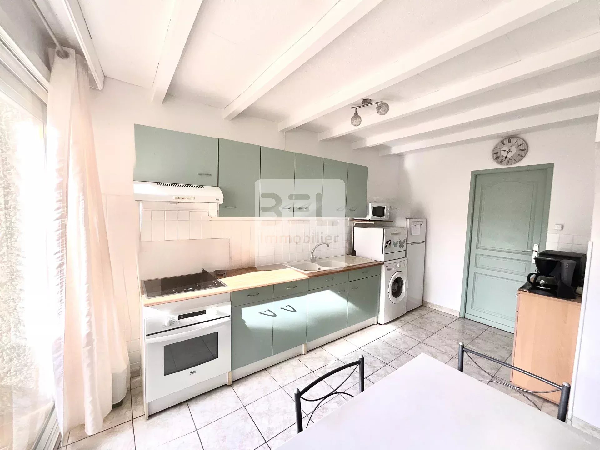 Maison de village avec terrasses