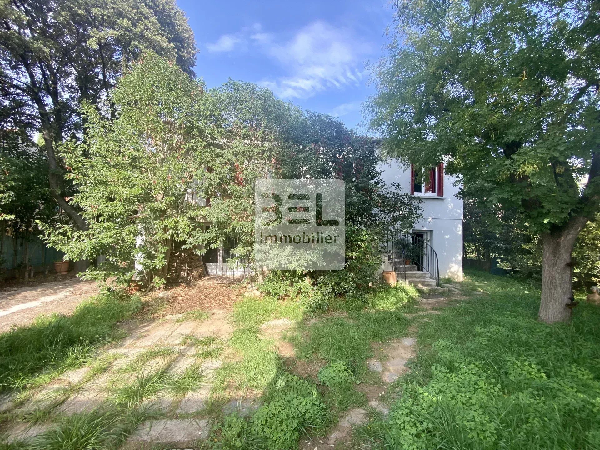 Maison avec appartement indépendant