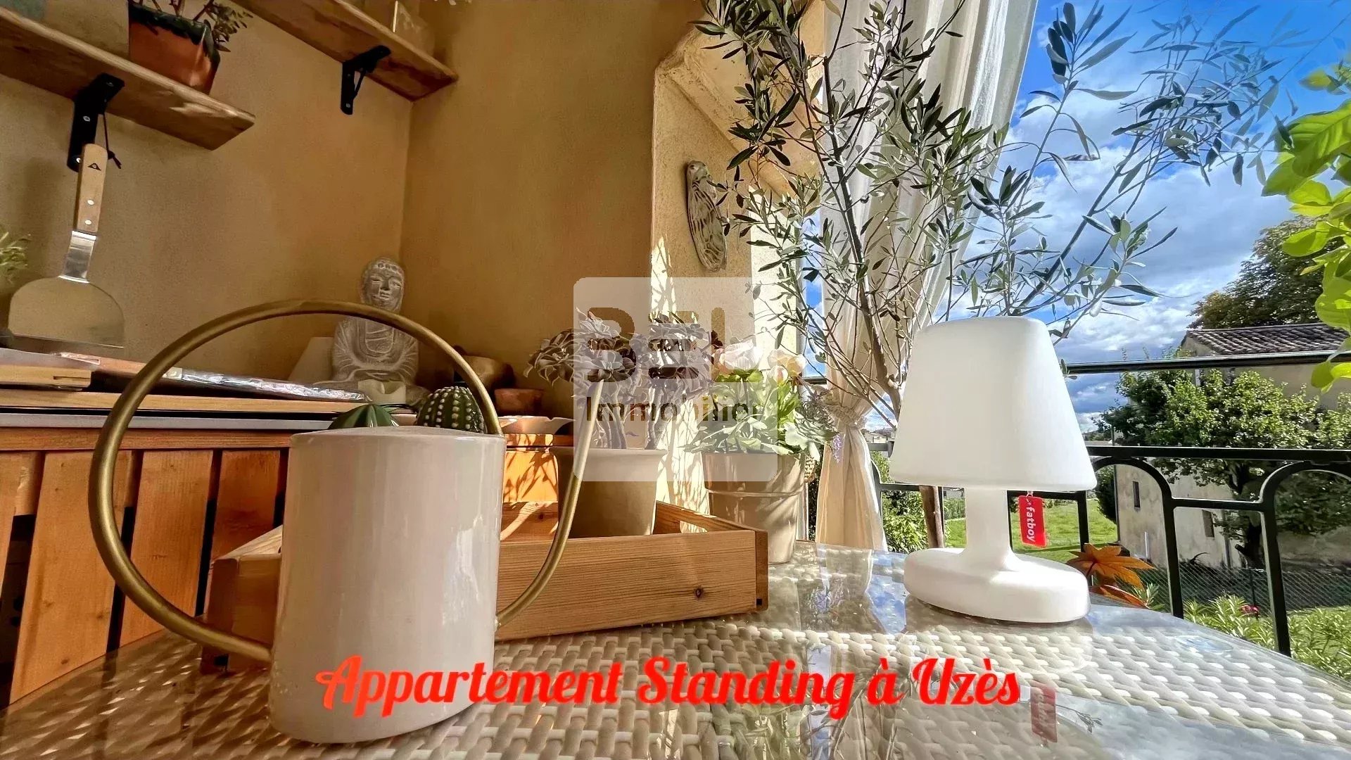 APPARTEMENT STANDING A UZES