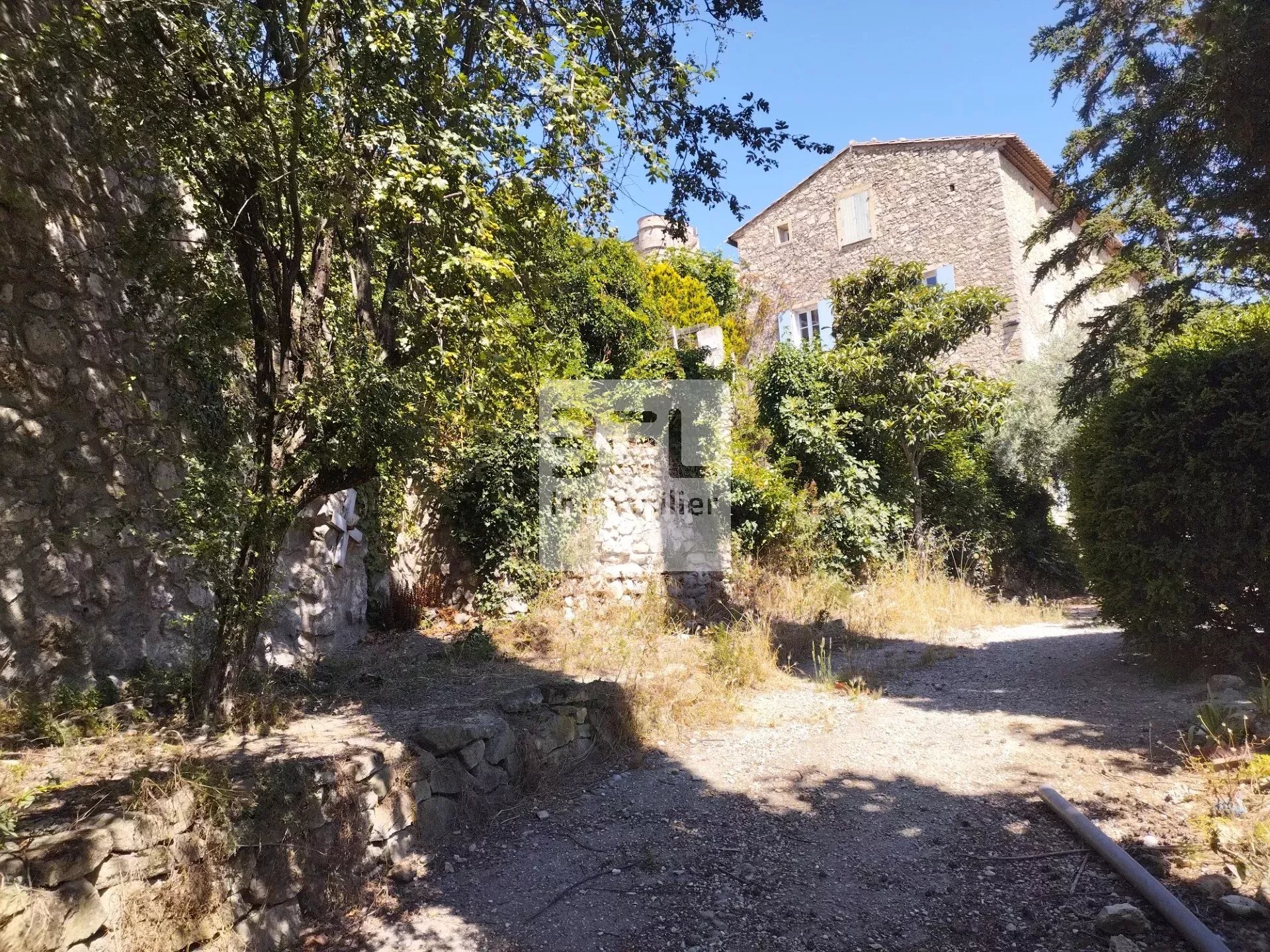 Le Barroux – terrain constructible