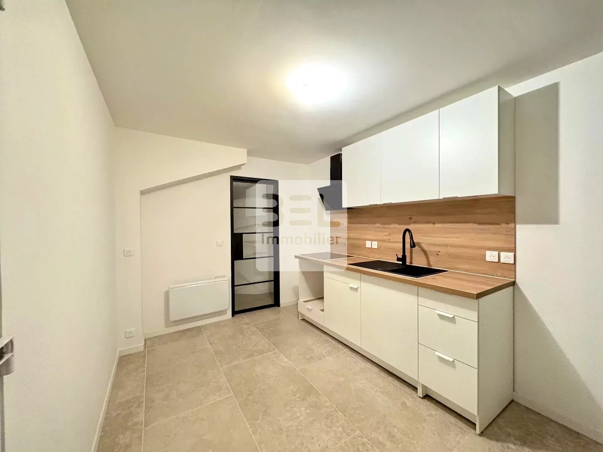 Appartement moderne à louer à Saint-Quentin-la-Poterie