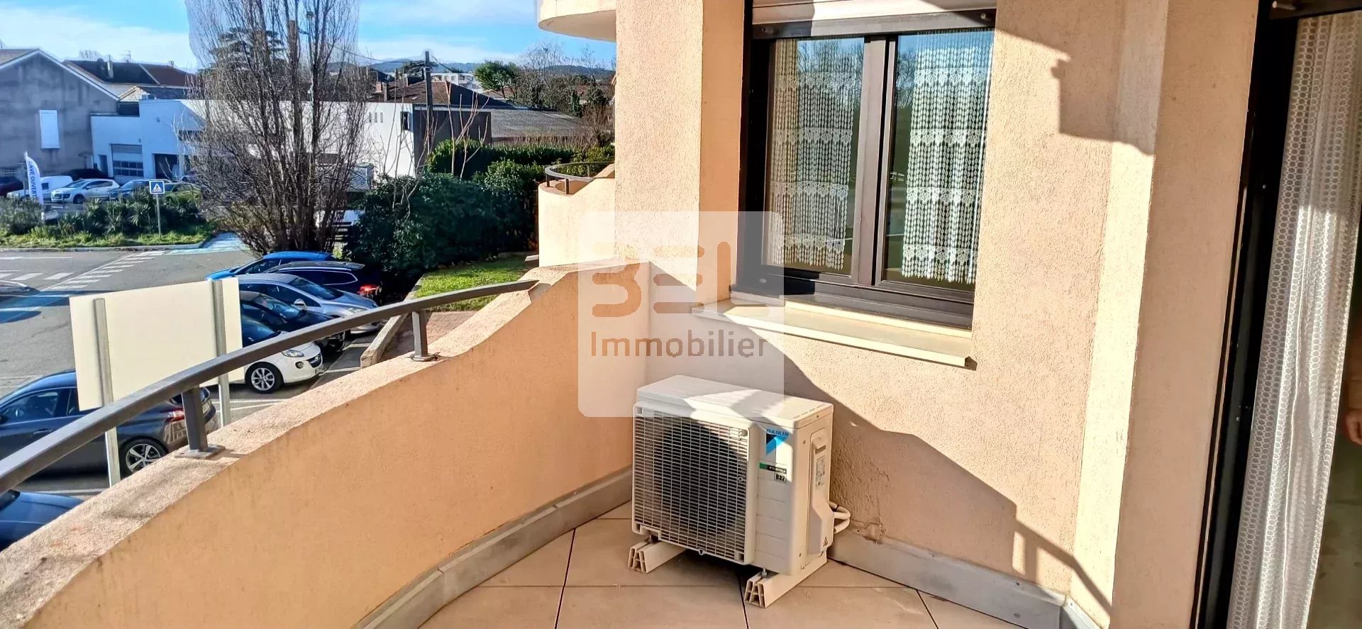 T2 avec balcon, parking et ascenseur