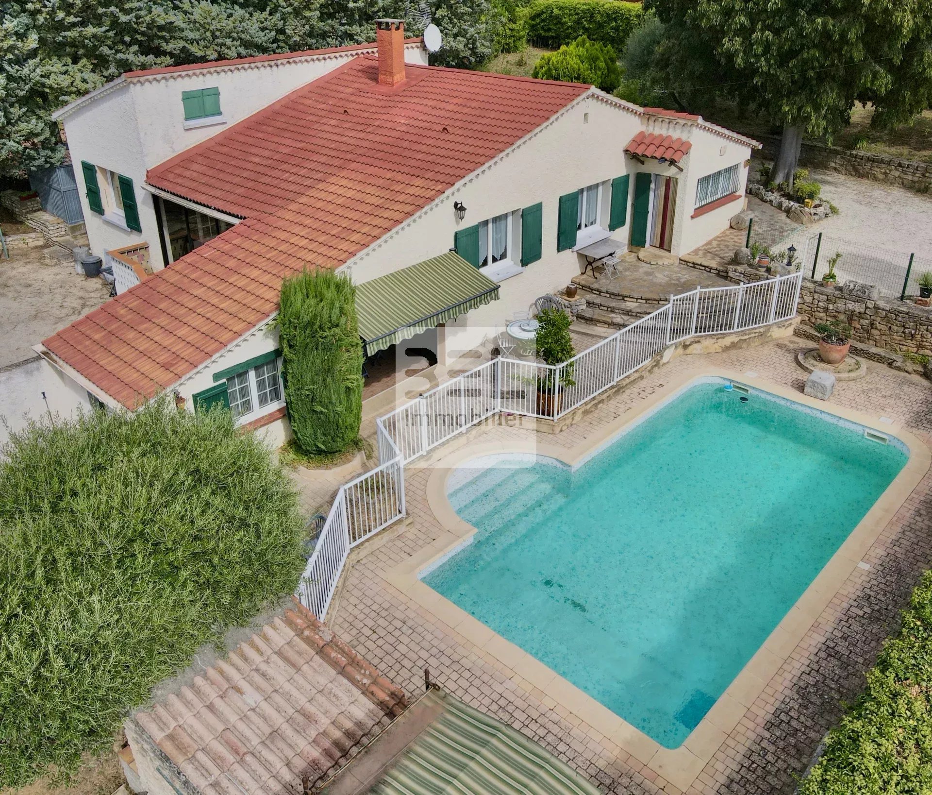 Charmante villa avec piscine
