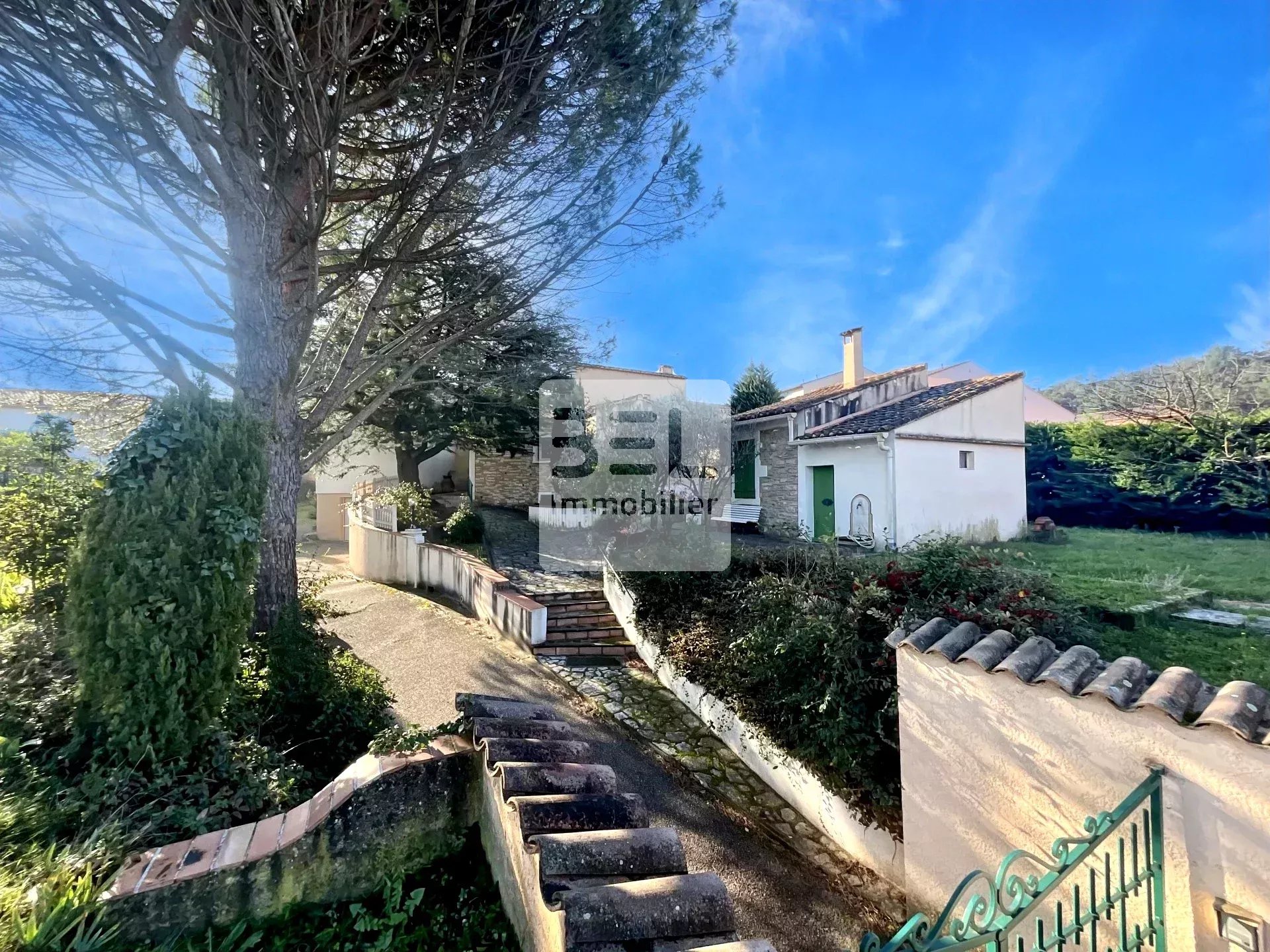 Maison spacieuse avec Mazet indépendant