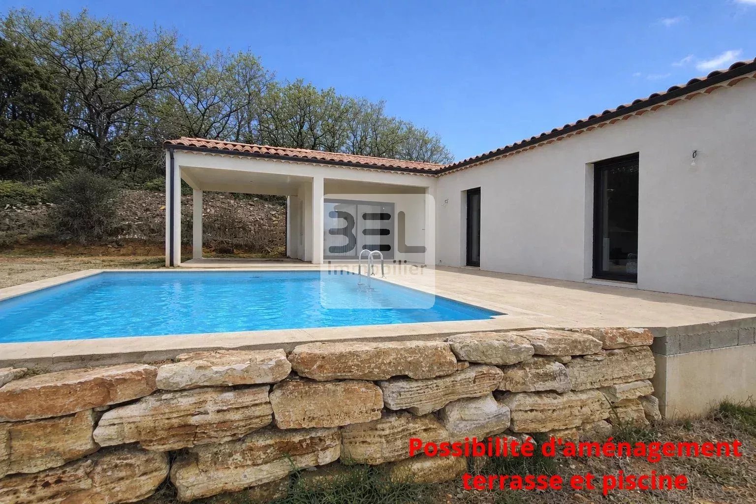 Superbe villa contemporaine avec piscine à Salazac