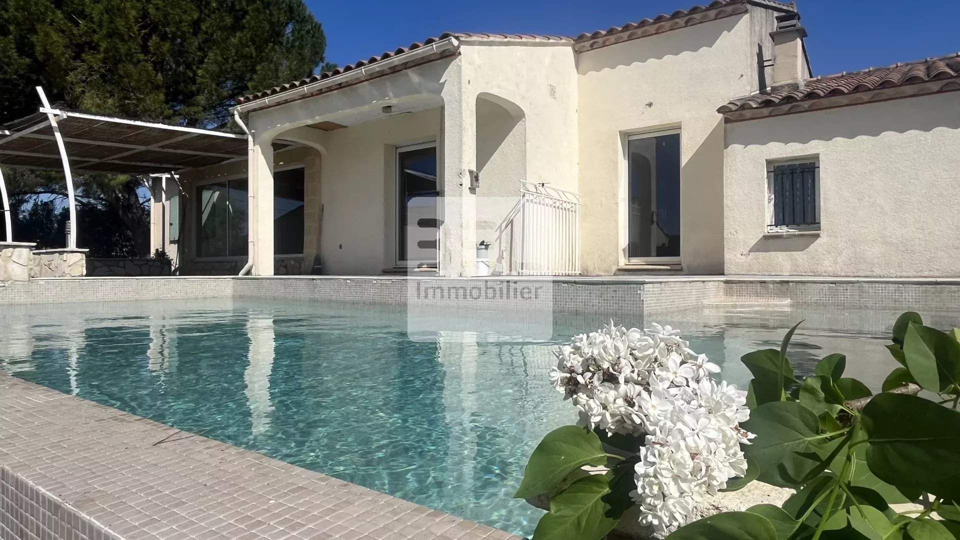 Maison à Saint-Gervais : 4 chambres spacieuses