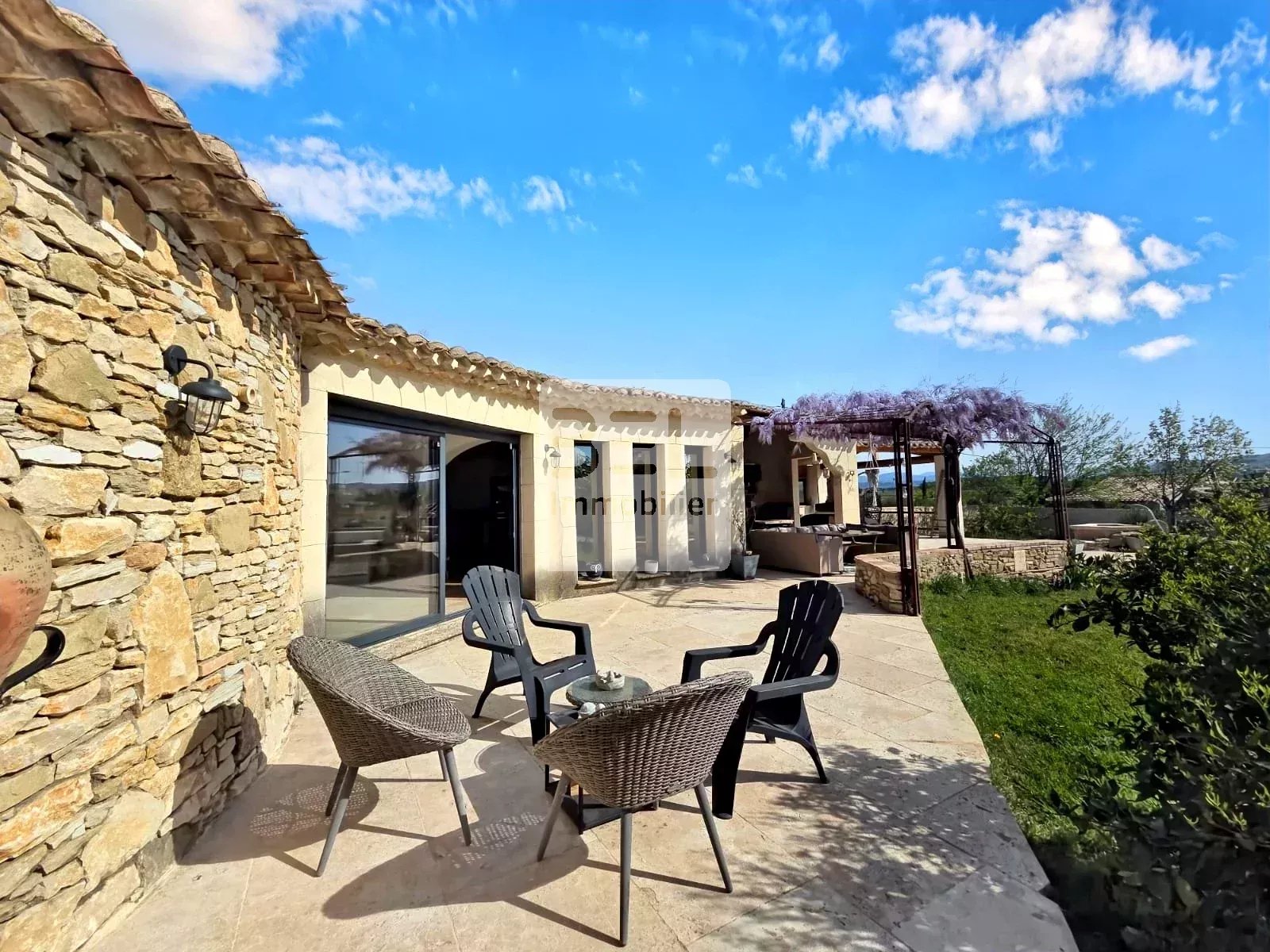 Superbe villa haut de gamme avec panorama sur le Ventoux