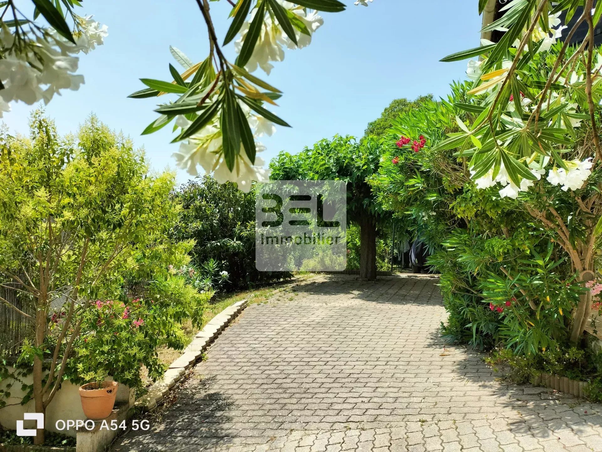 Villa lumineuse de 120 m² à Laudun-l&rsquo;Ardoise