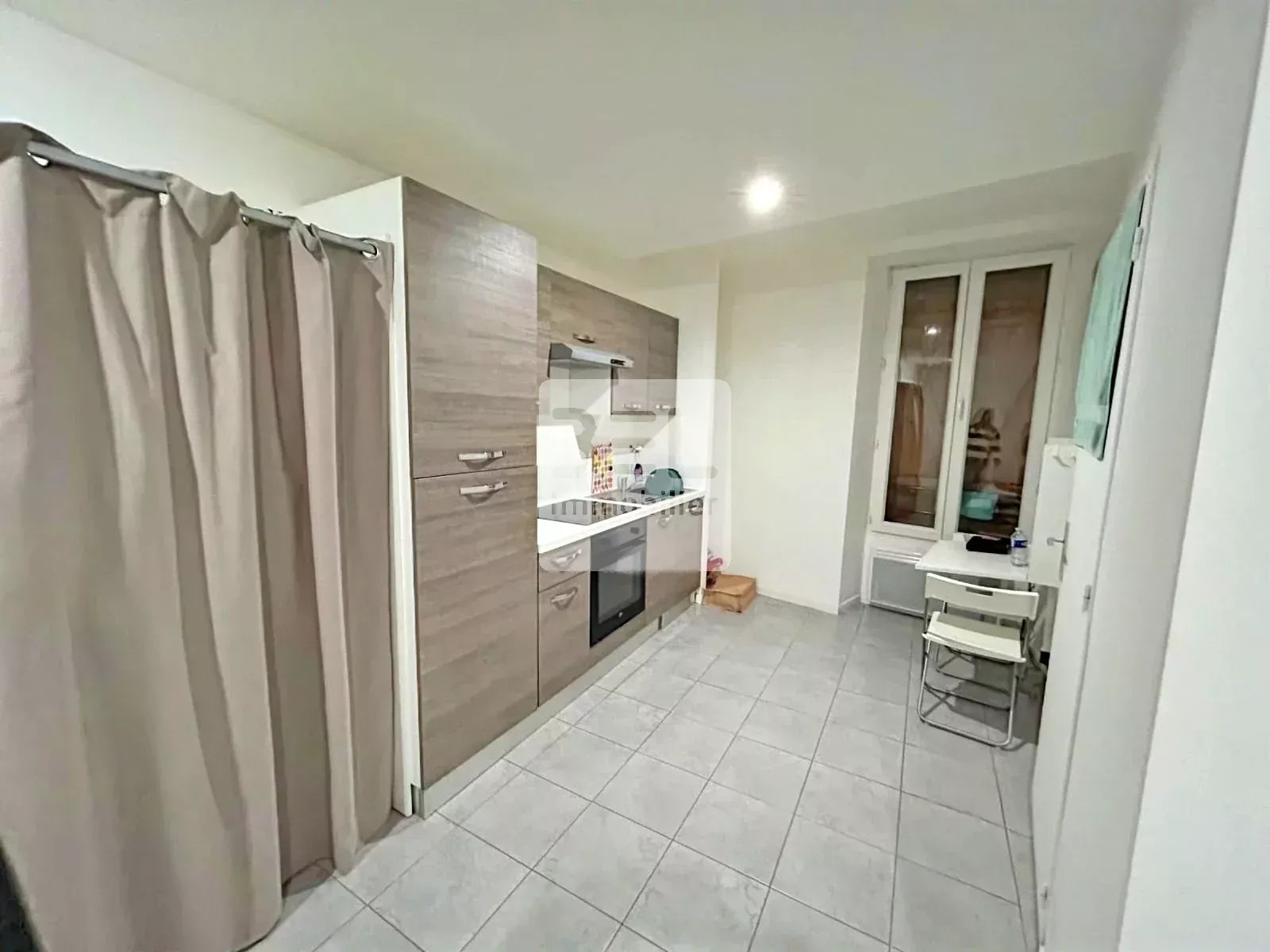 Studio meublé moderne à Bagnols-sur-Cèze