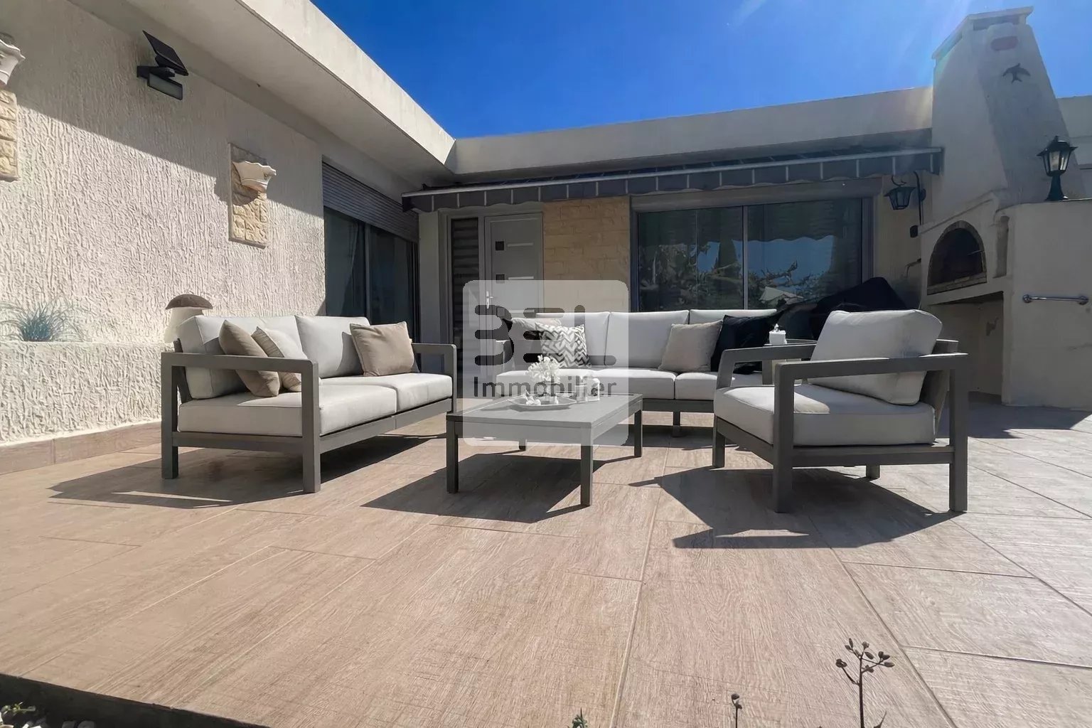 MAISON PLAIN-PIED AUX LIGNES EPUREES