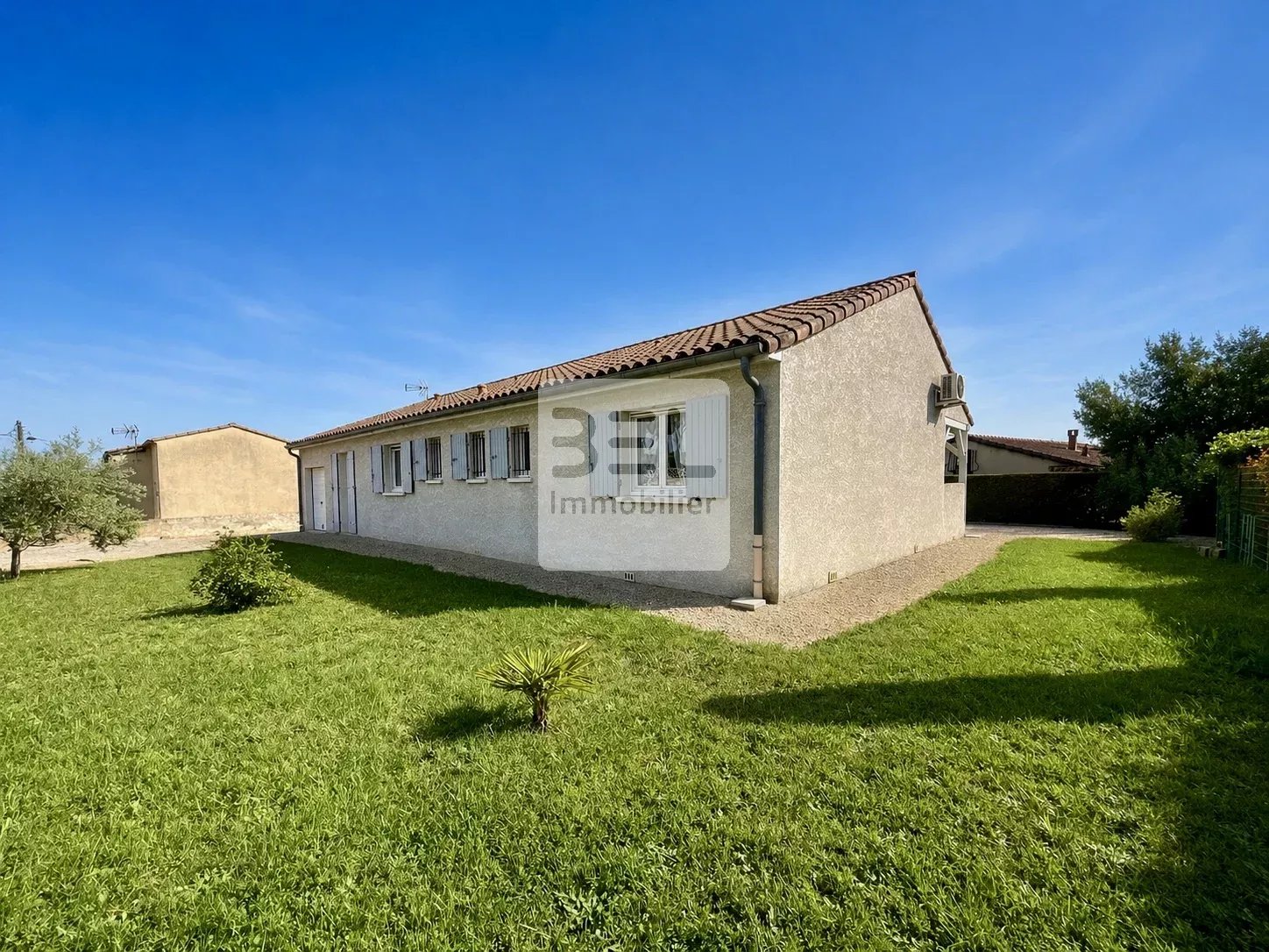 Belle maison 4 chambres avec piscine à Laudun-l&rsquo;Ardoise