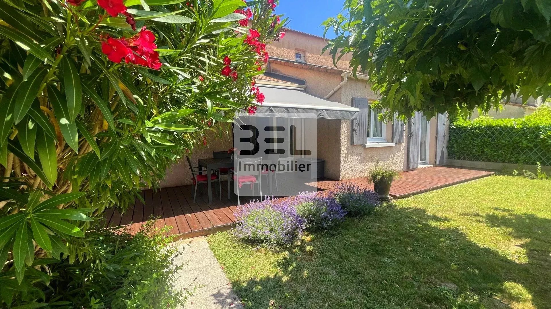 Maison intimiste pleine de charme avec jardin