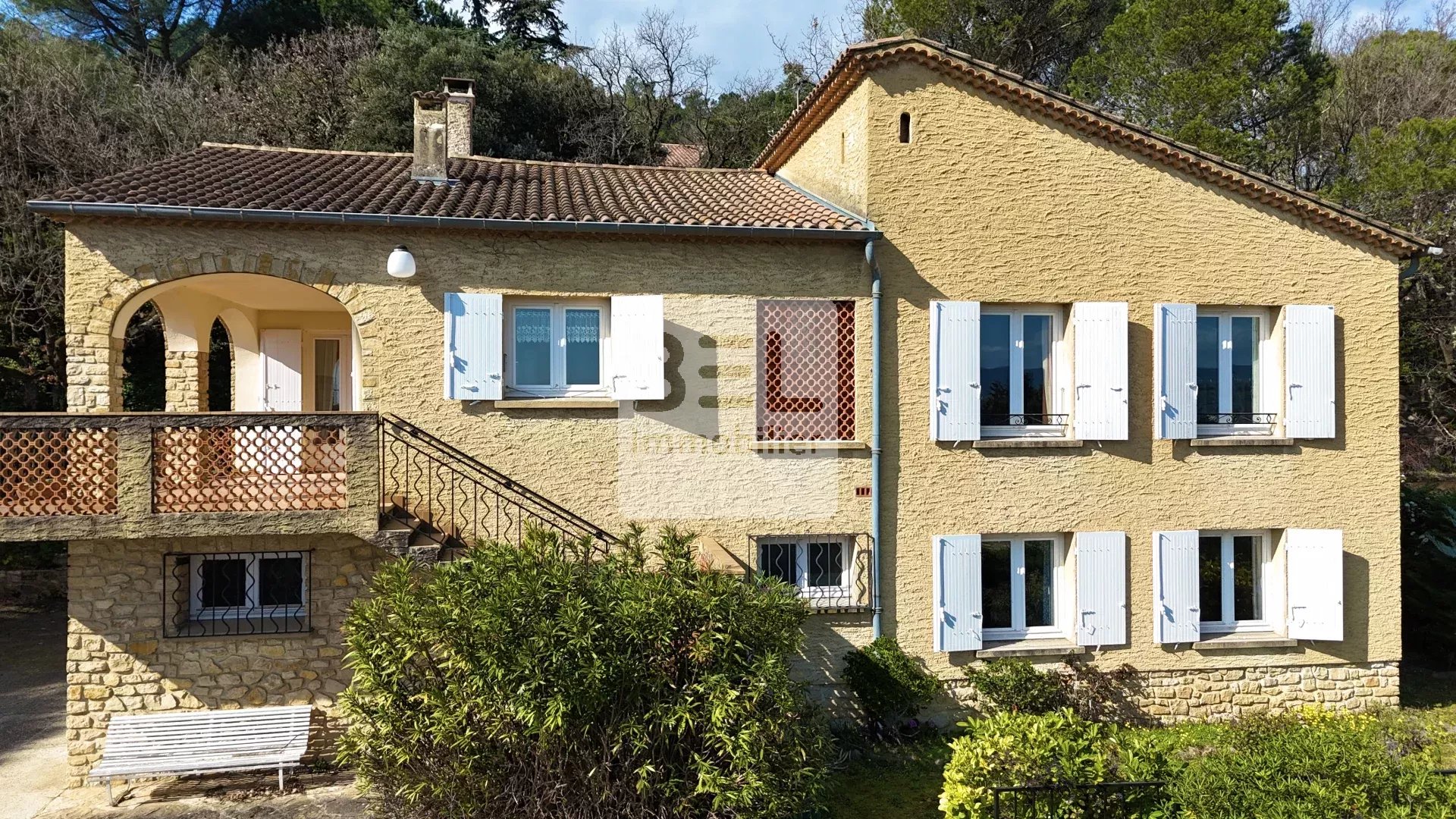 Spacieuse villa 10 pièces avec vue le le  Mont Ventoux