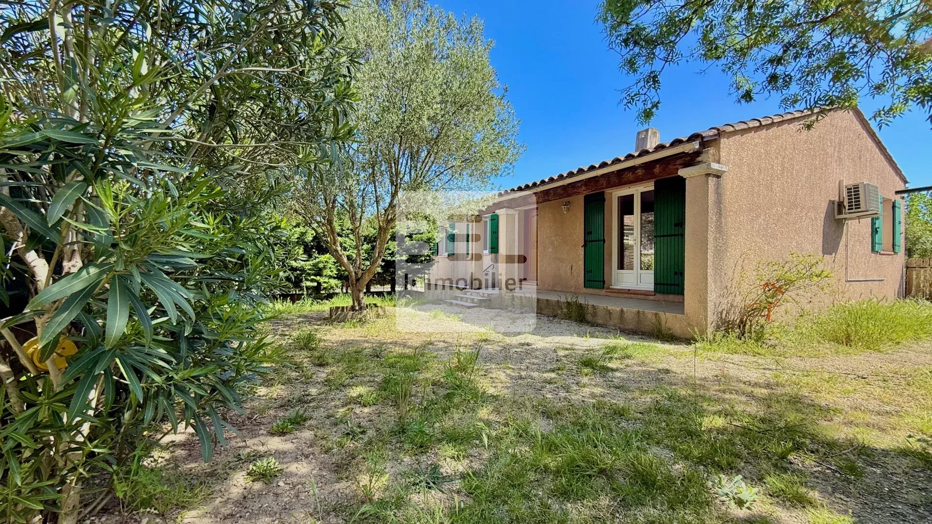 Maison 3 chambres avec jardin et garage à Bagnols sur Cèze