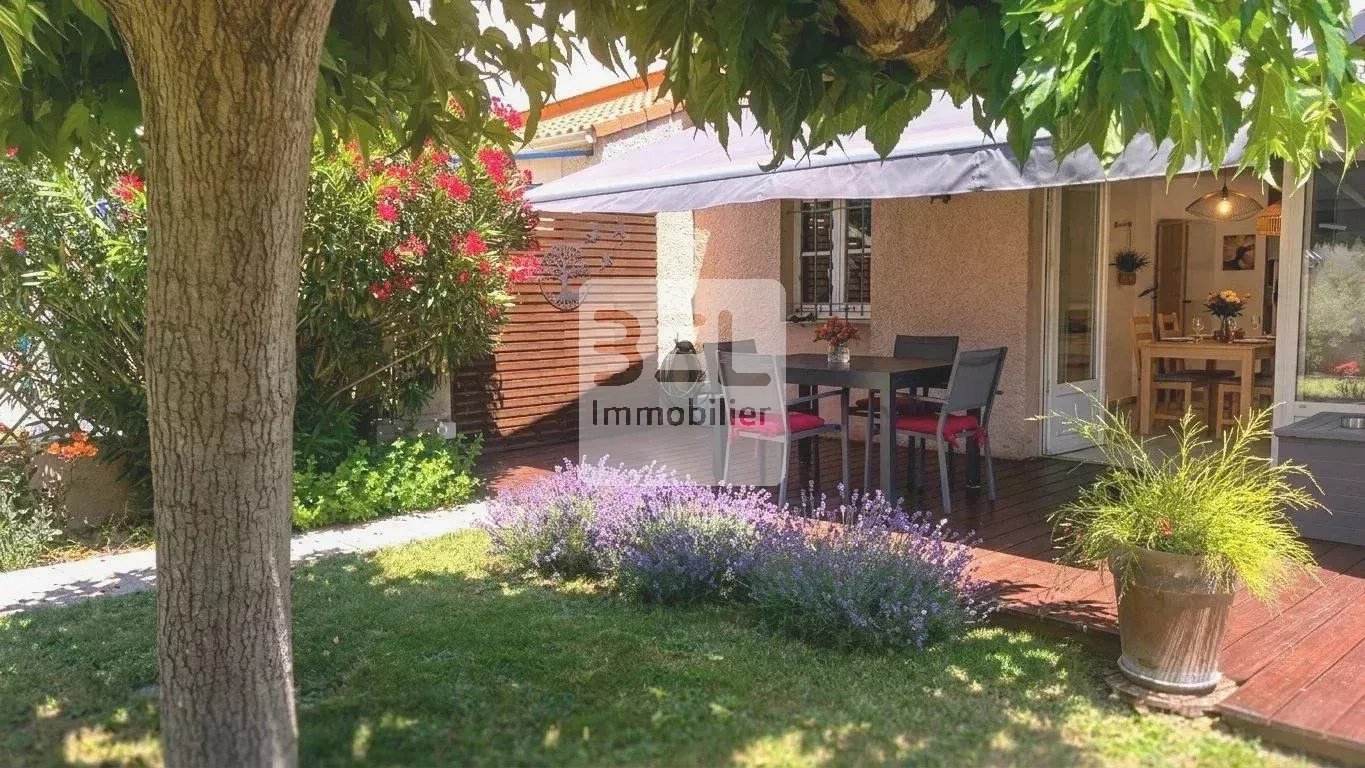 Maison tout confort entièrement climatisée avec jardin