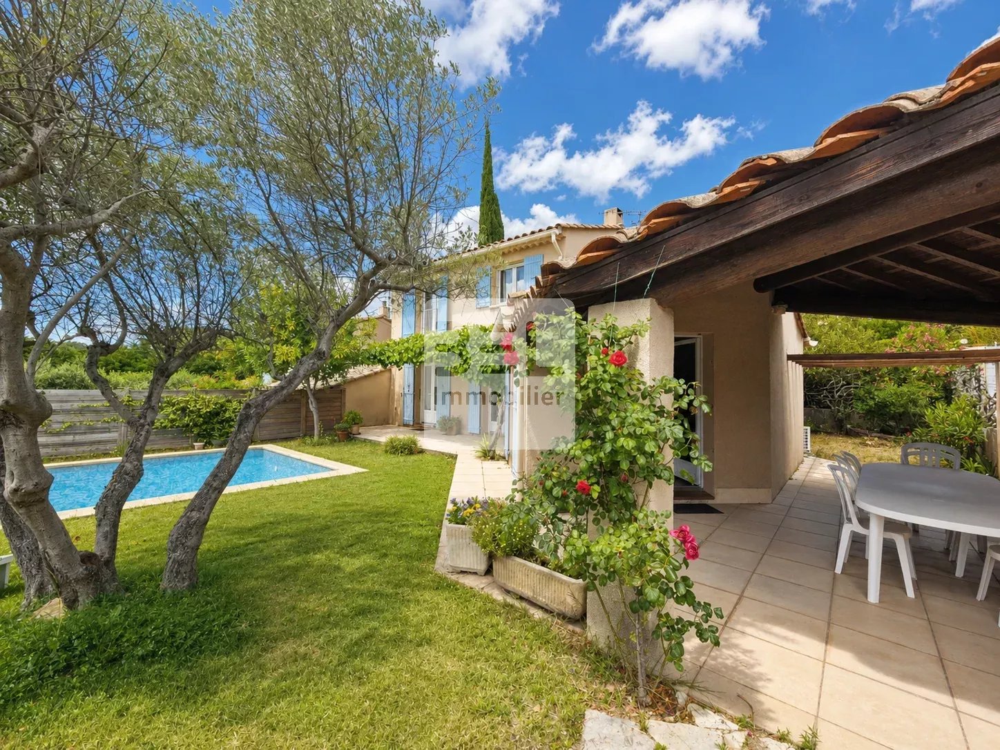 Vente Maison de 97.28m²  à Bagnols-sur-Cèze