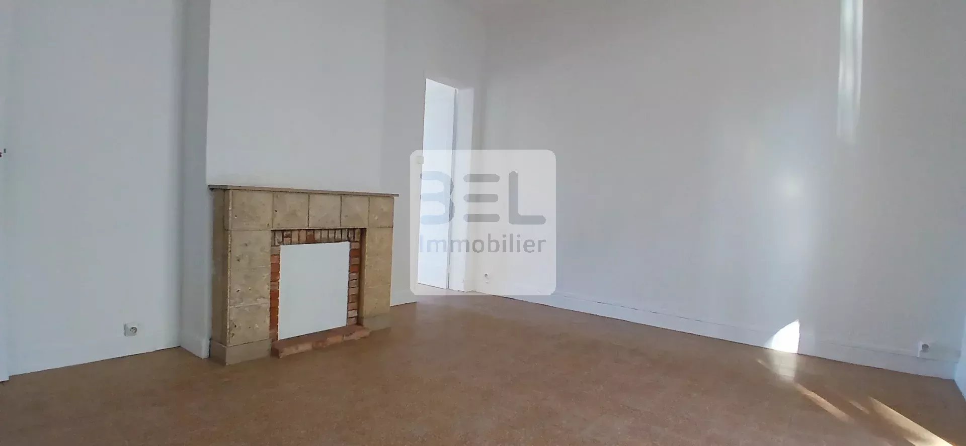 Appartement T3 avec balcon, cave et parking