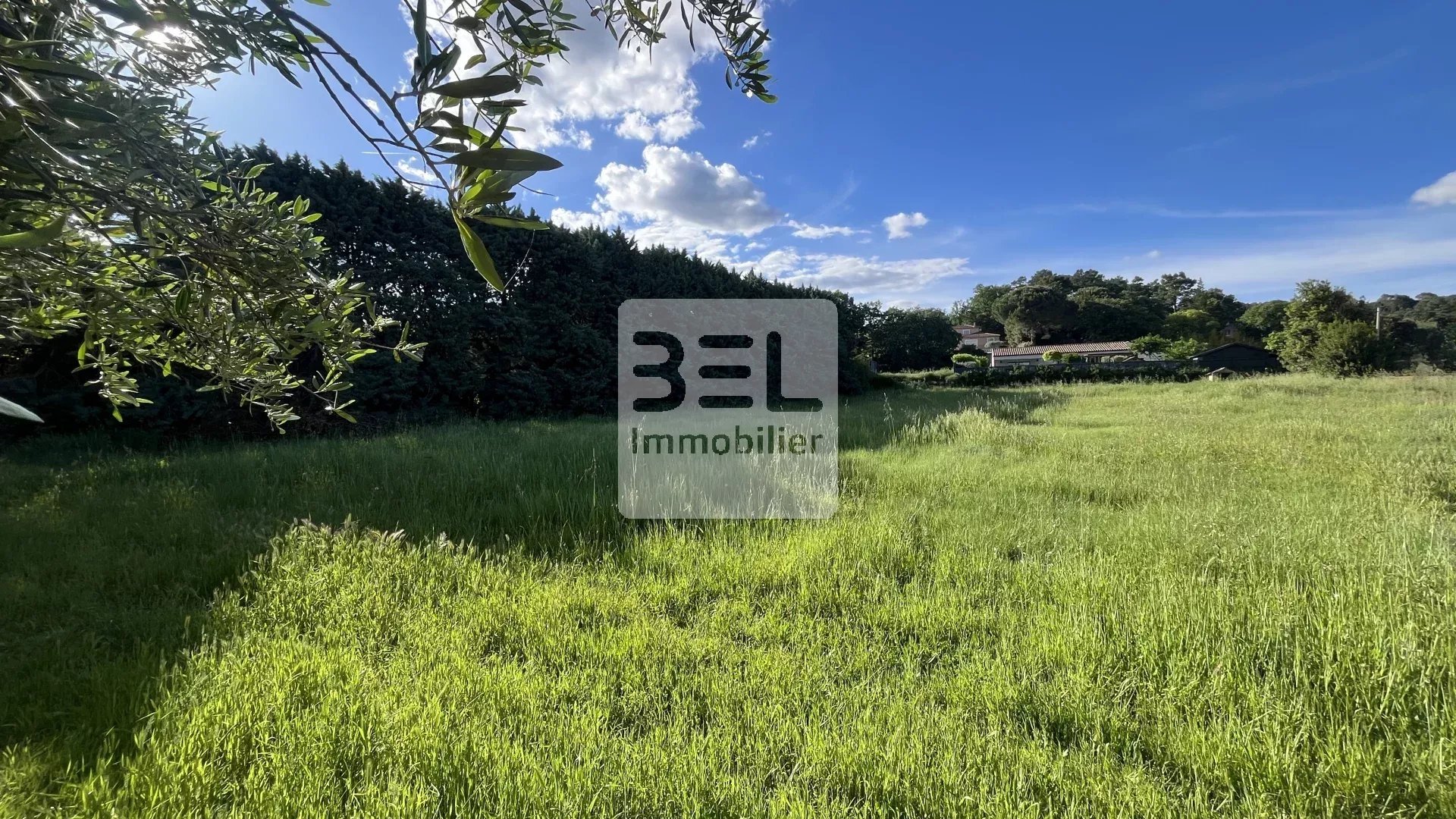 TERRAIN CONSTRUCTIBLE SABRAN