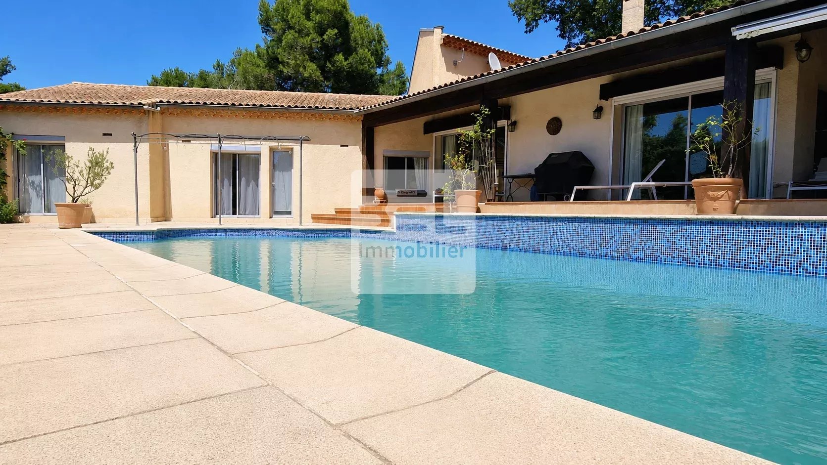 Maison d&rsquo;architecte, 4 chambres,  piscine