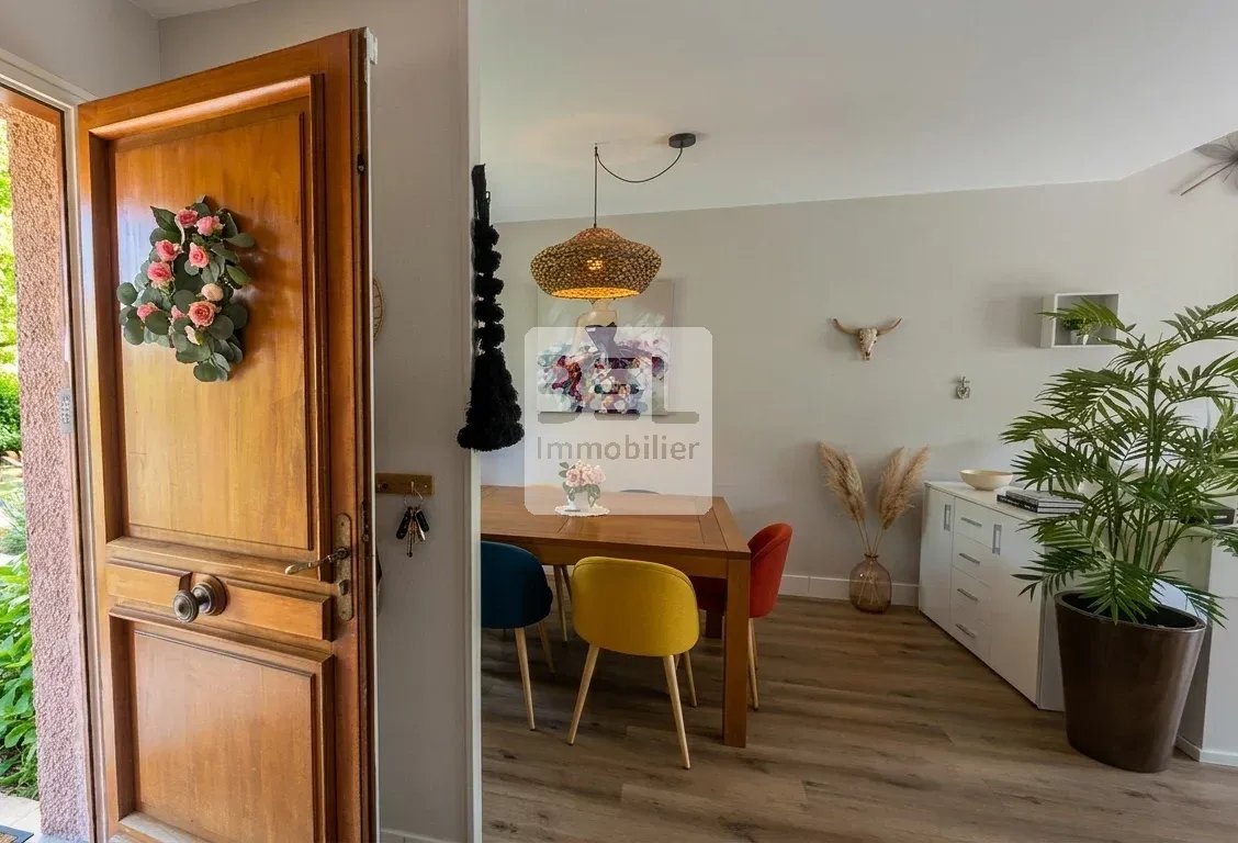 Maison tout confort entièrement climatisée avec jardin